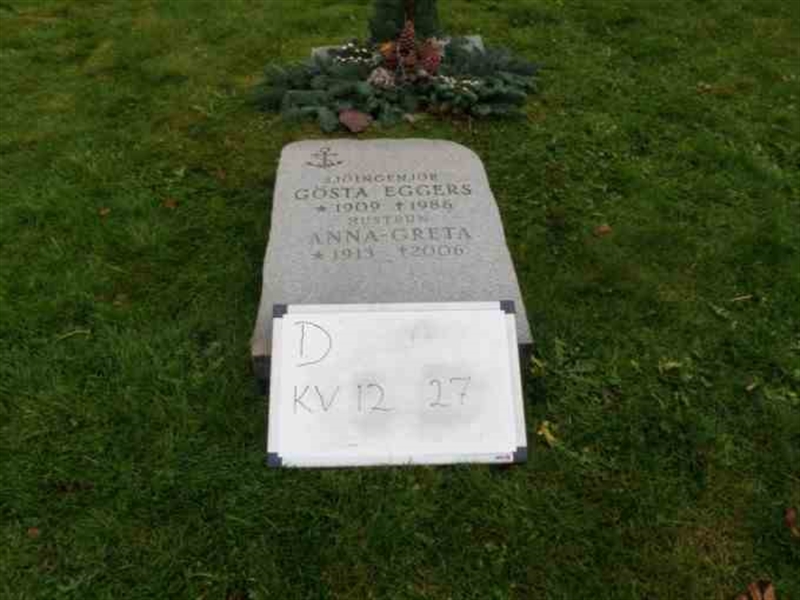 Gravnummer: 3 12    27