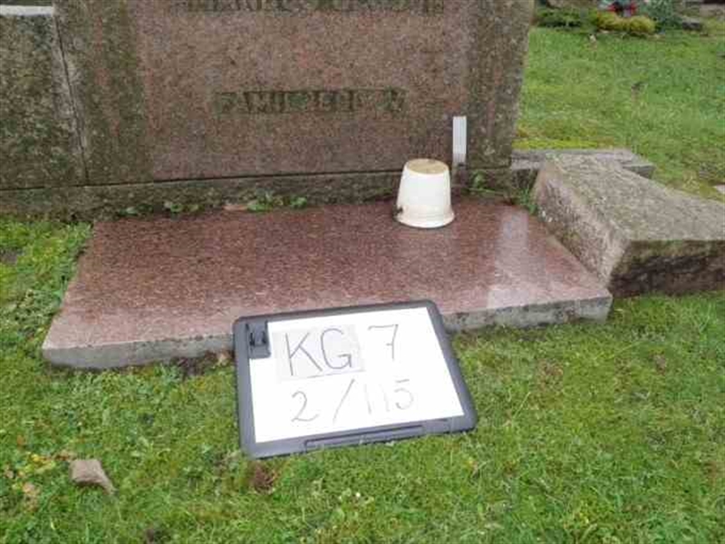 Hautatunnus: 7 02   115-2