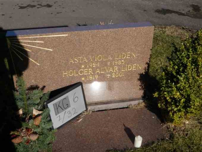 Grave number: 6 07    32-2