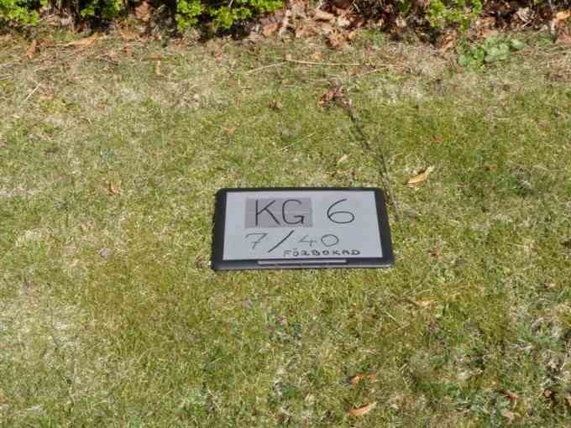 Grave number: 6 07    40-2