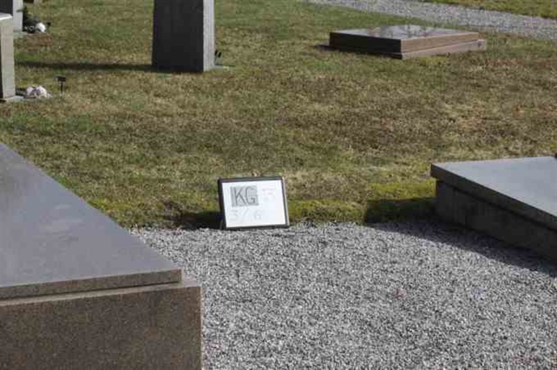 Gravnummer: 3 03     6