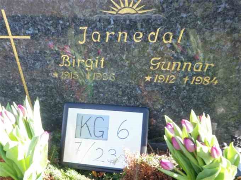 Grave number: 6 07    23-2