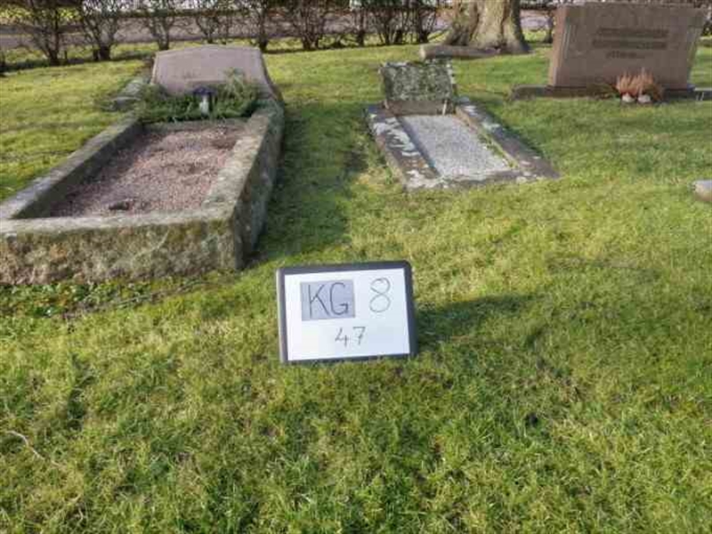 Gravnummer: 8    47-1