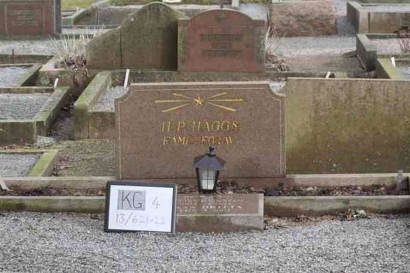 Hautatunnus: 4 13   621-622