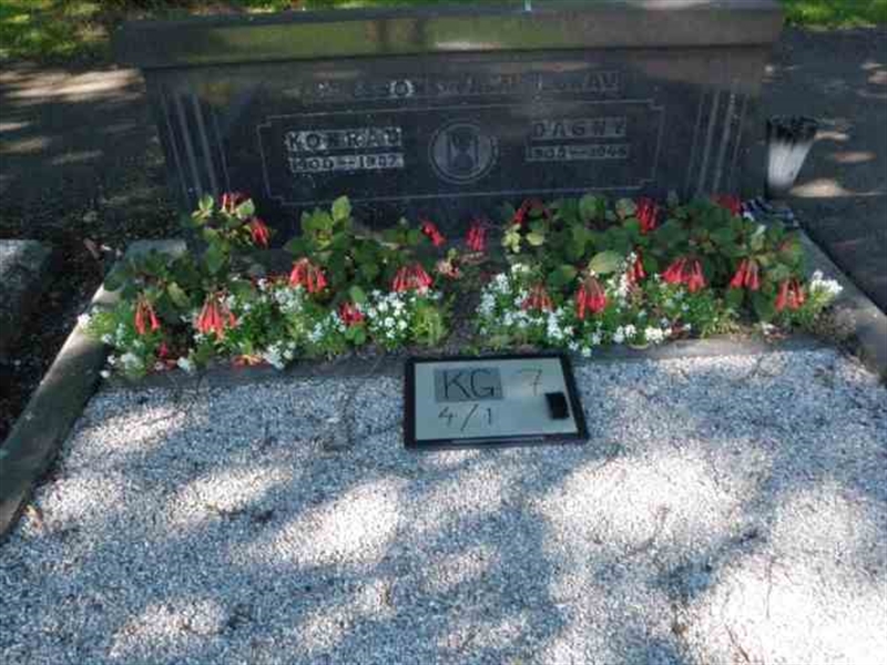 Hautatunnus: 7 04     1-2