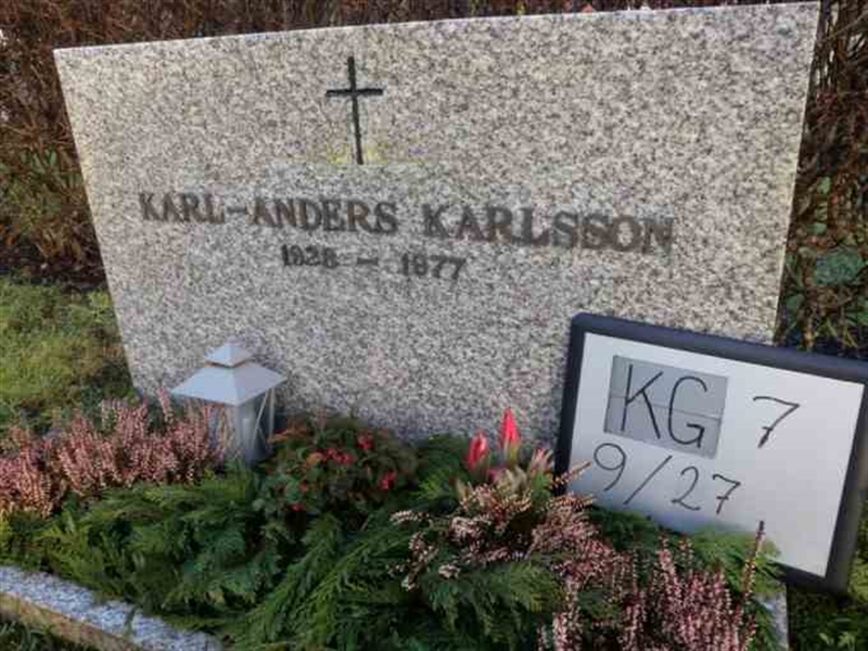 Gravnummer: 7 09    27-2