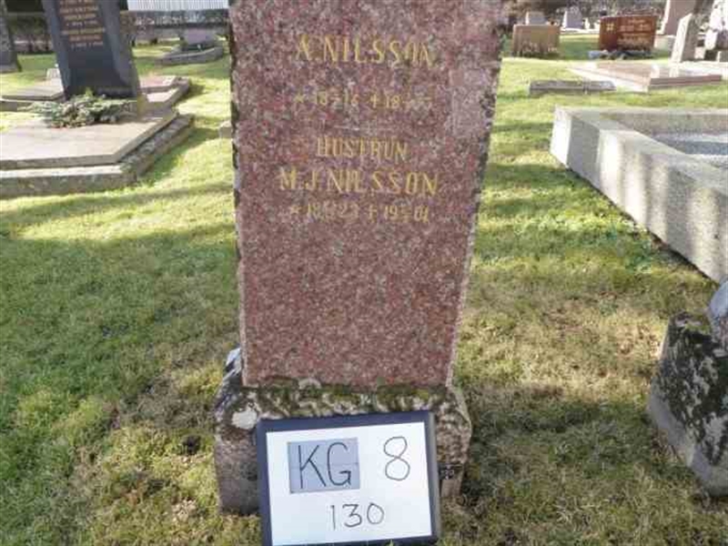 Hautatunnus: 8   130-2