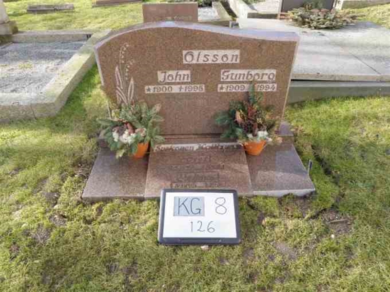 Gravnummer: 8   126-2