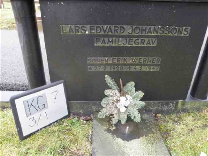 Hautatunnus: 7 03     1-2