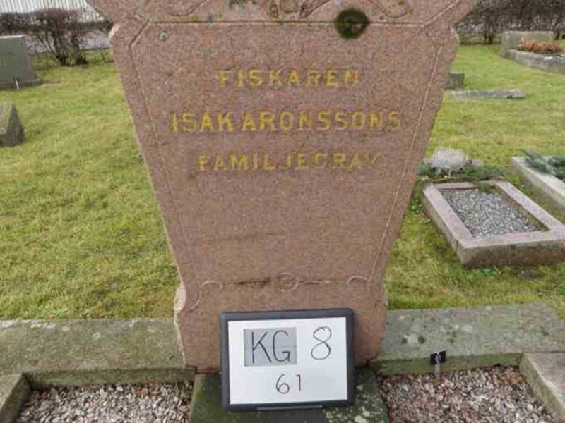 Gravnummer: 8    61-2