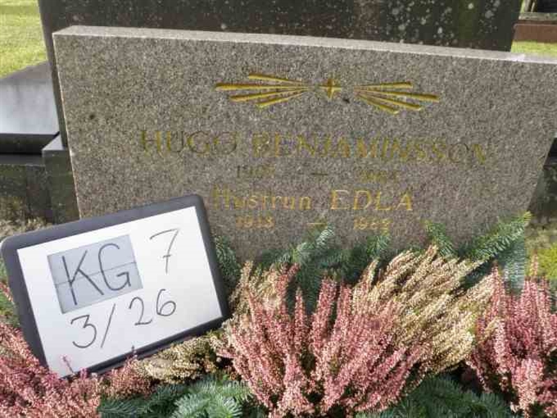 Hautatunnus: 7 03    26-2