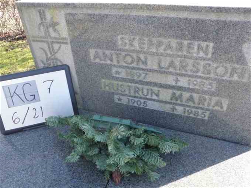 Hautatunnus: 7 06    21-2