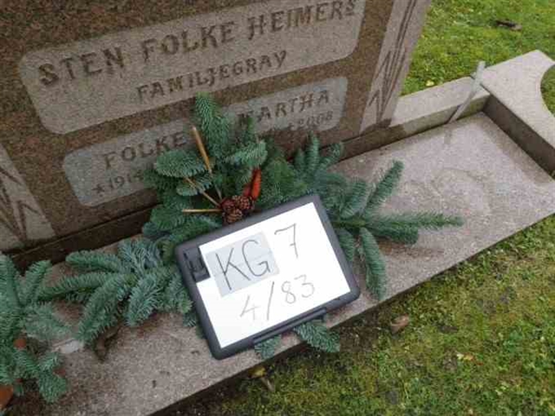 Hautatunnus: 7 04    83-2