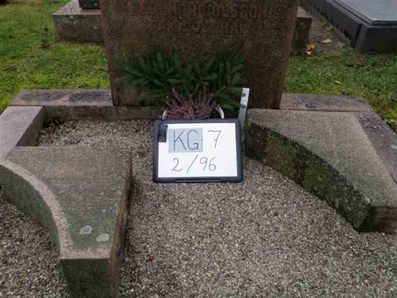 Hautatunnus: 7 02    96-2