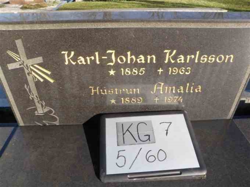 Hautatunnus: 7 05    60-2