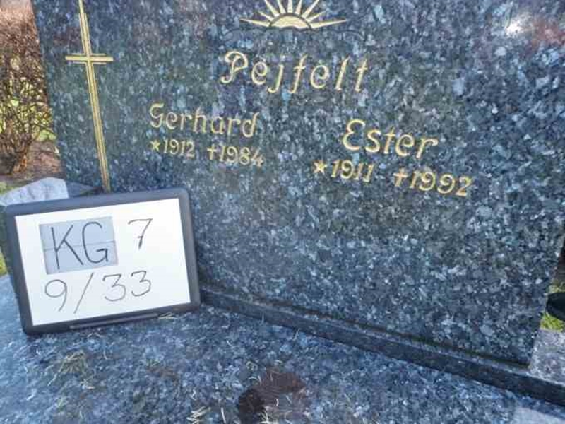 Hautatunnus: 7 09    33-2