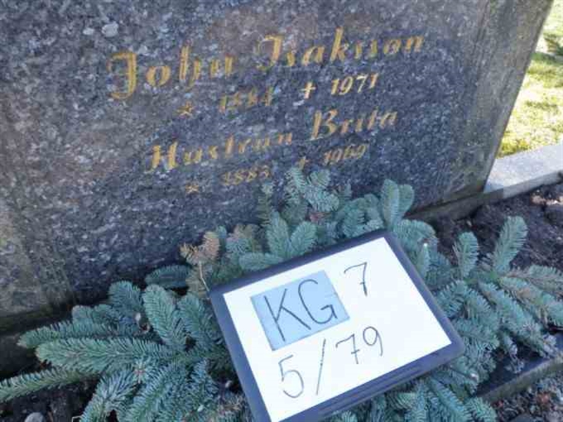 Hautatunnus: 7 05    79-2