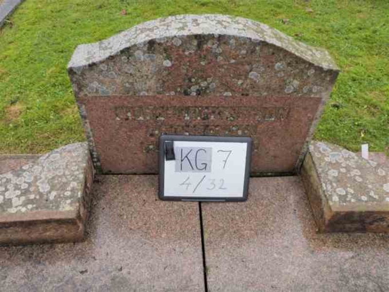 Hautatunnus: 7 04    32-2