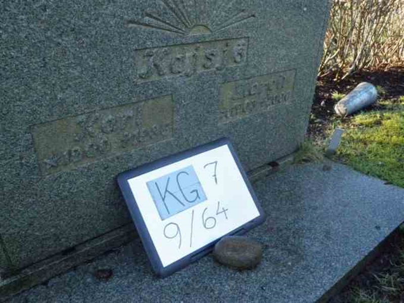 Gravnummer: 7 09    64-2