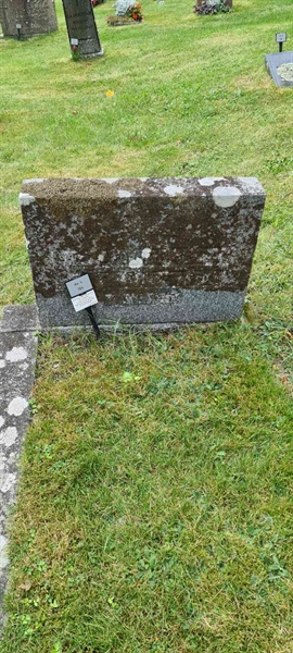 Grave number: M V  189