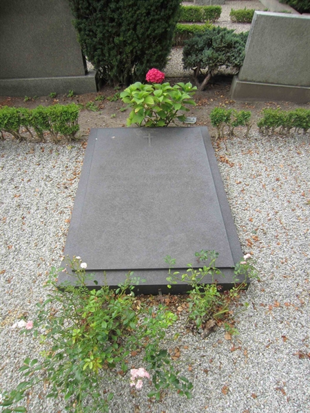 Grave number: HA 08    42