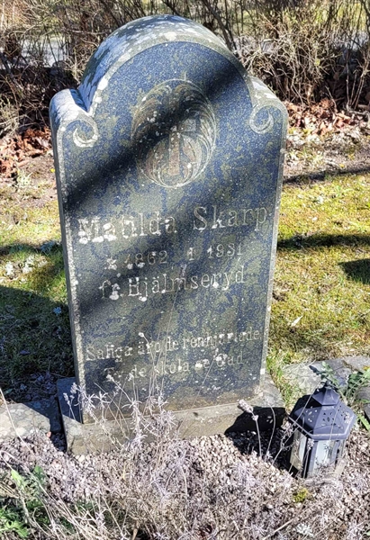 Grave number: JÄ 3   84