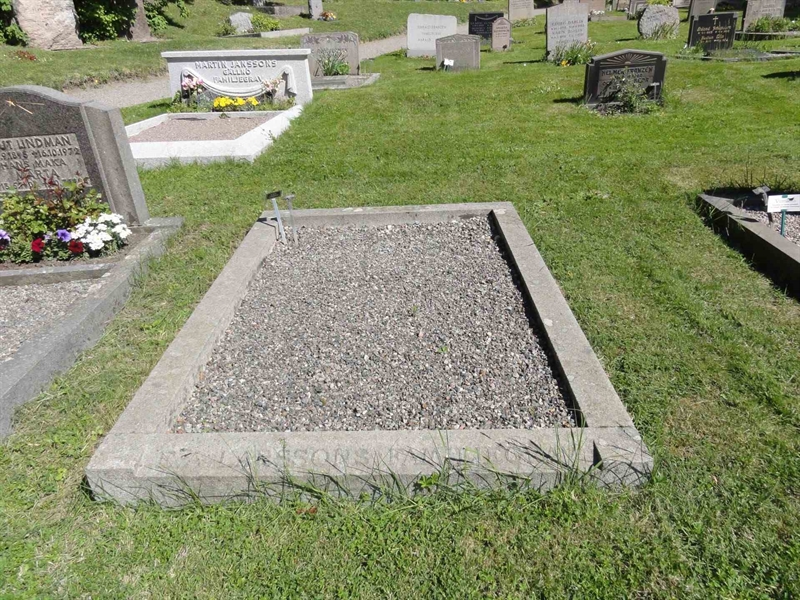 Grave number: 1 09     6
