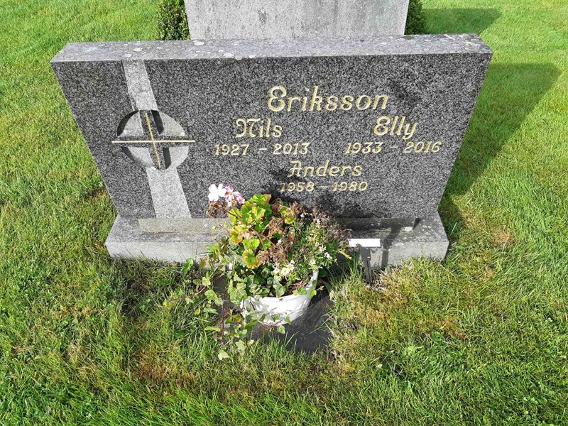 Grave number: Fr 8   461-463