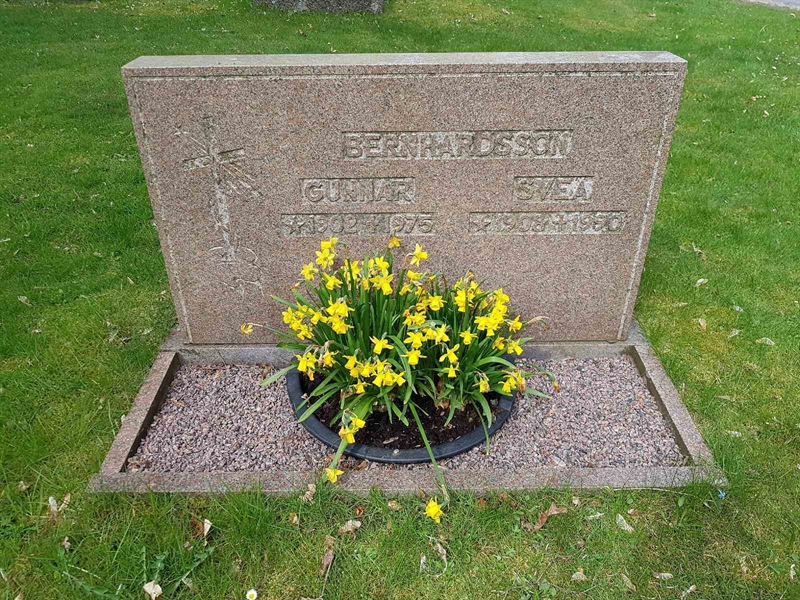 Grave number: 01  3435