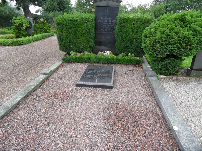 Grave number: VK A    53, 56