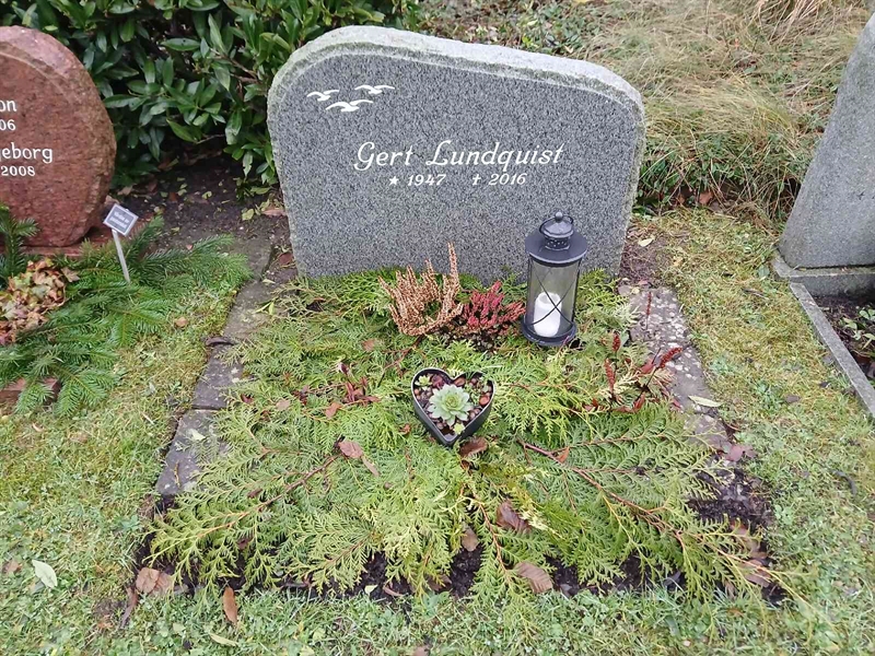 Gravnummer: FE K    48