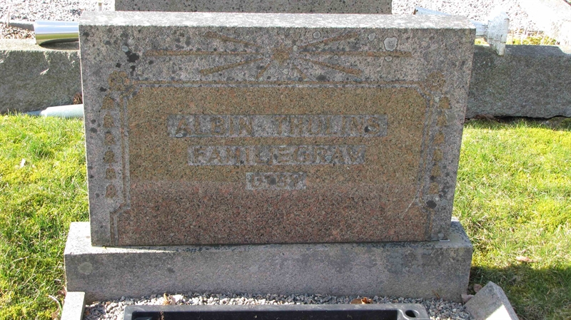 Grave number: HJ  1419, 1420