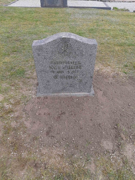 Grave number: HN 2    25