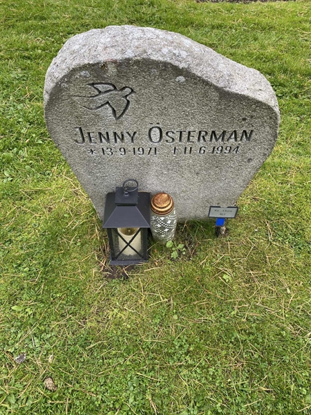 Hautatunnus: 2 E   163