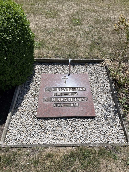 Gravnummer: NK XX:u   111