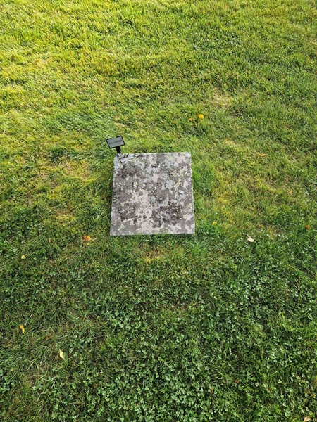 Grave number: 2 KV.4    86