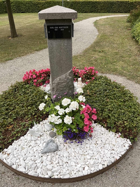 Gravnummer: NK URN XII 12:19