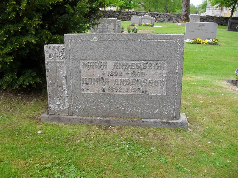 Grave number: SU 03   167, 168