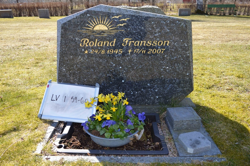 Grave number: LV I    59, 60