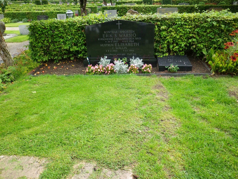 Grave number: OS N    73, 74, 75