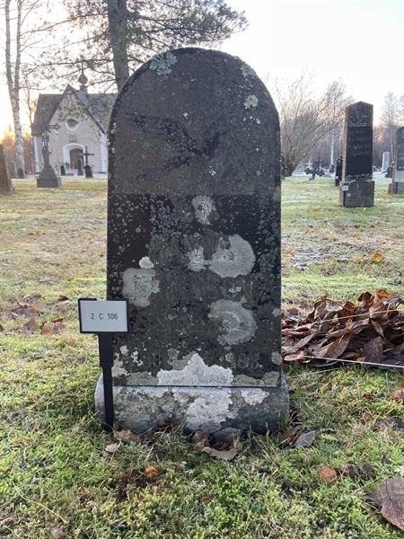 Hautatunnus: 2 C   106
