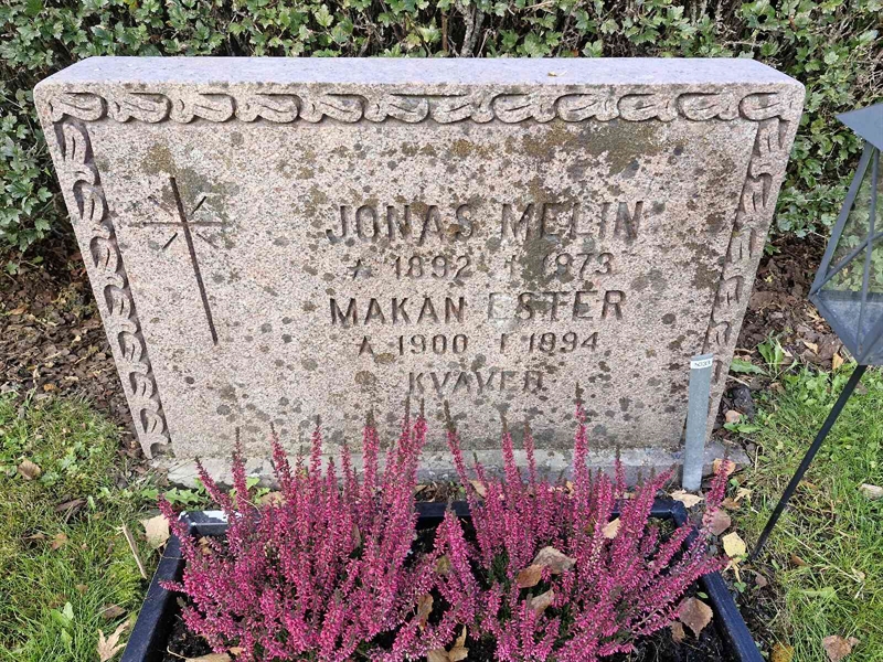 Grave number: AK D  5333-5334