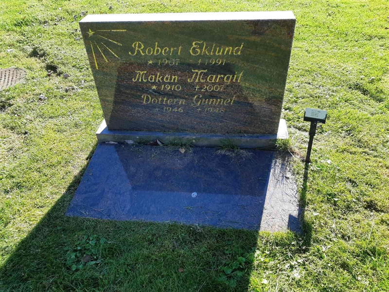 Hautatunnus: Fr 7   663