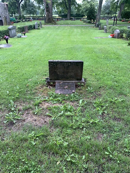 Grave number: 1 GK  333