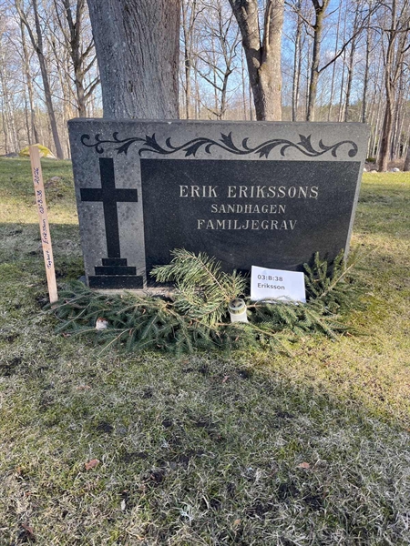 Hautatunnus: 03 B    38