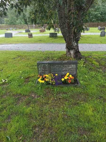 Grave number: NK 14    53