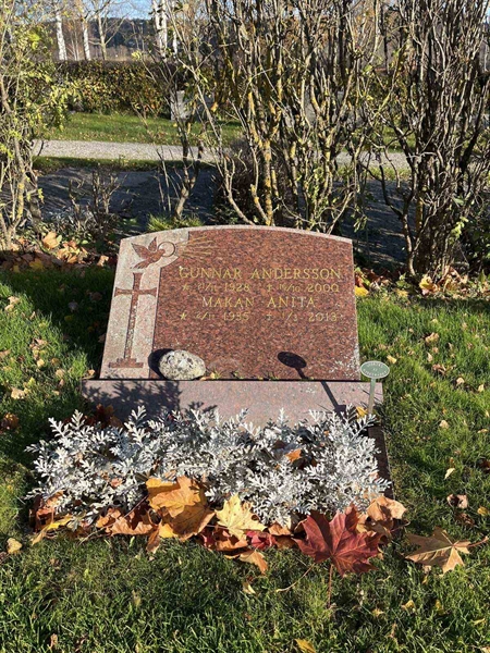 Gravnummer: 3084 J    63-64