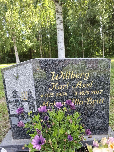 Grave number: 001 4  3683