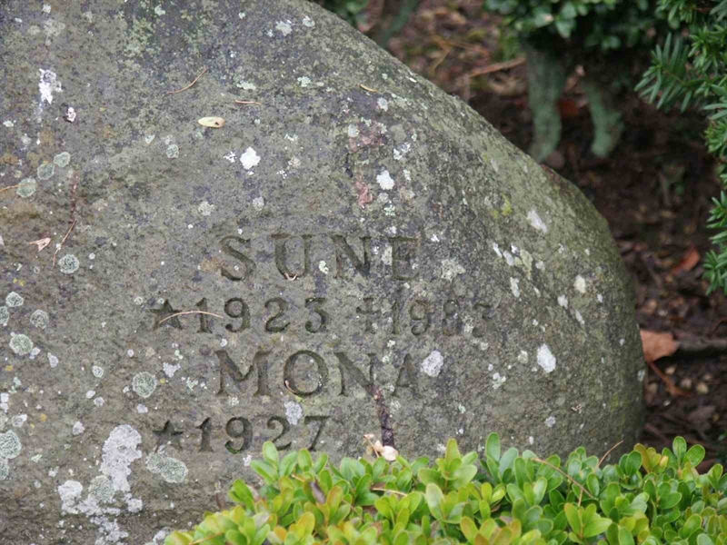 Grave number: SK B   163-164