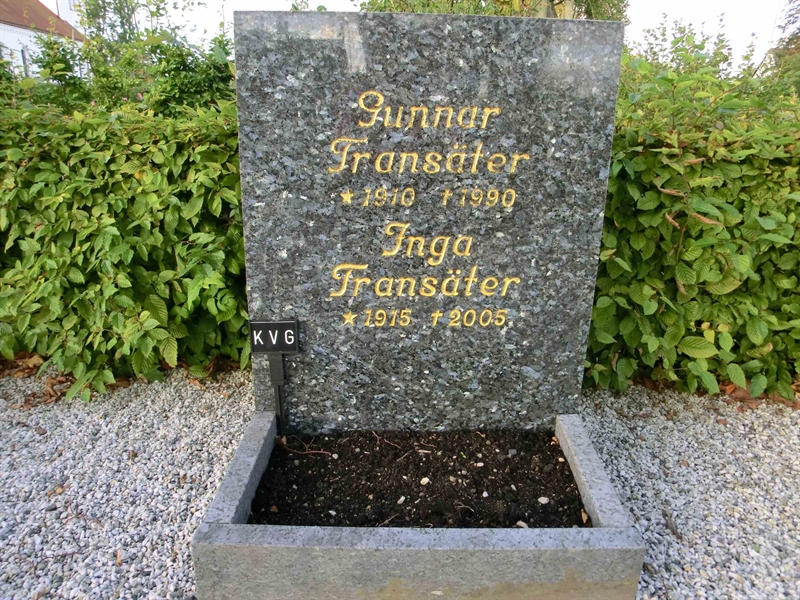 Grave number: ÖT NYA 329-330